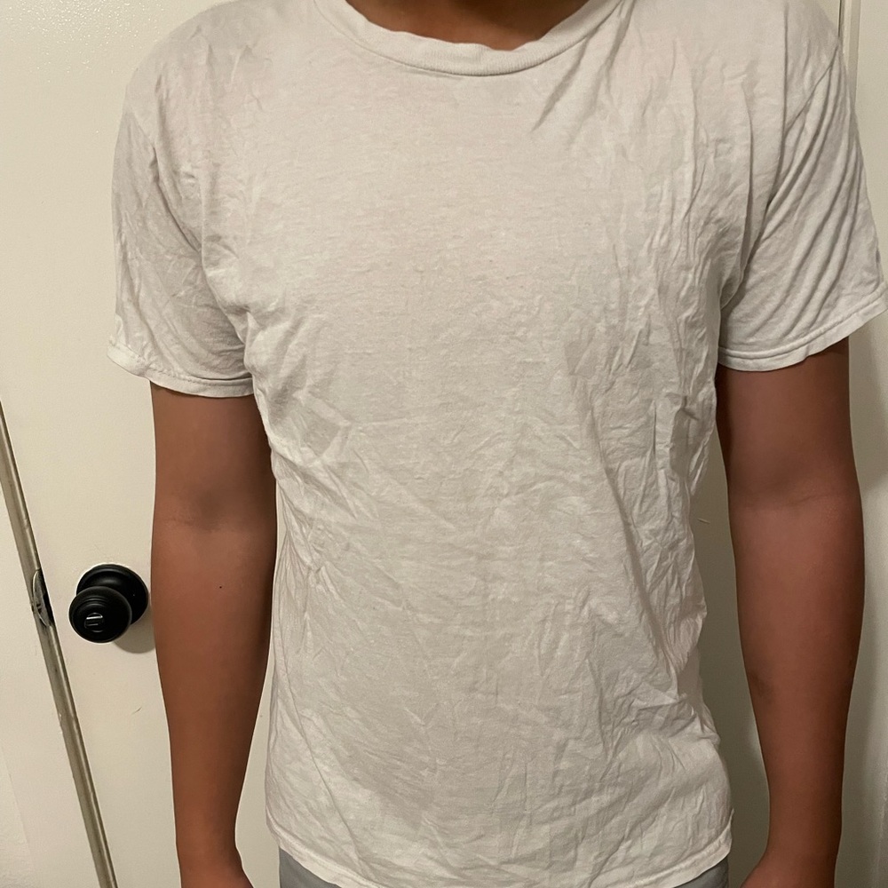 White Fruit of the Loom Shirt